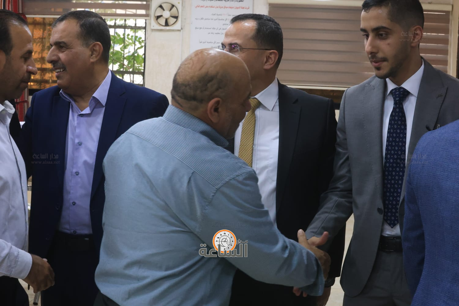 Madar Al-Saa Images 0.9962710354845851