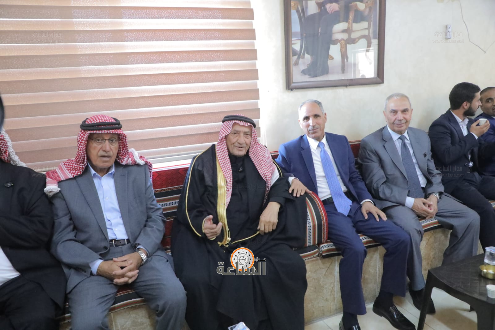 Madar Al-Saa Images 0.428755246351594