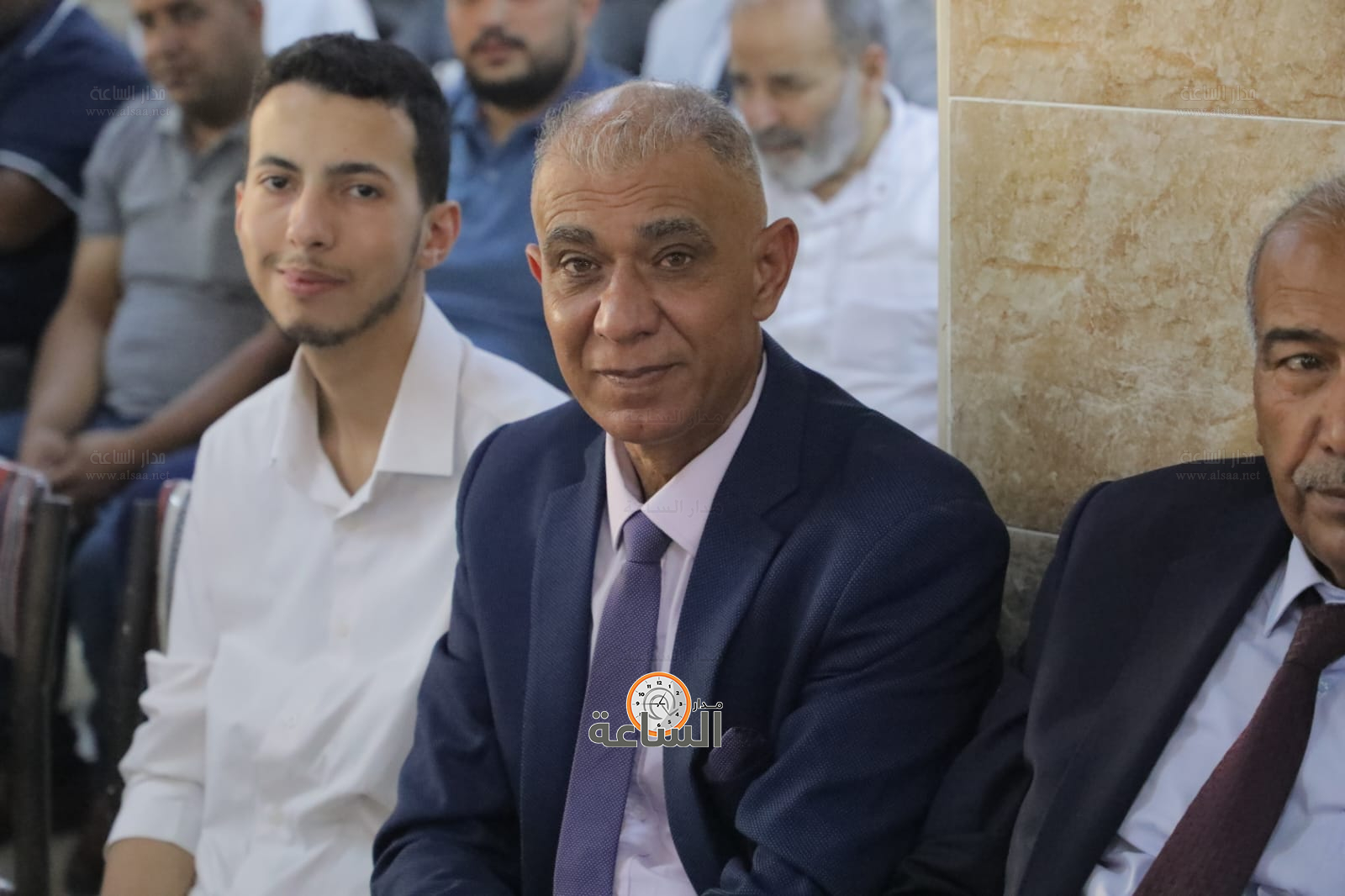 Madar Al-Saa Images 0.8221880913408647