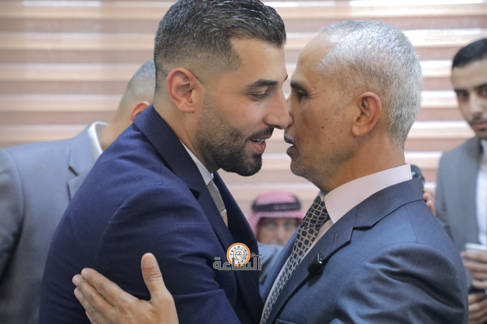 Madar Al-Saa Images 0.40937272824005655