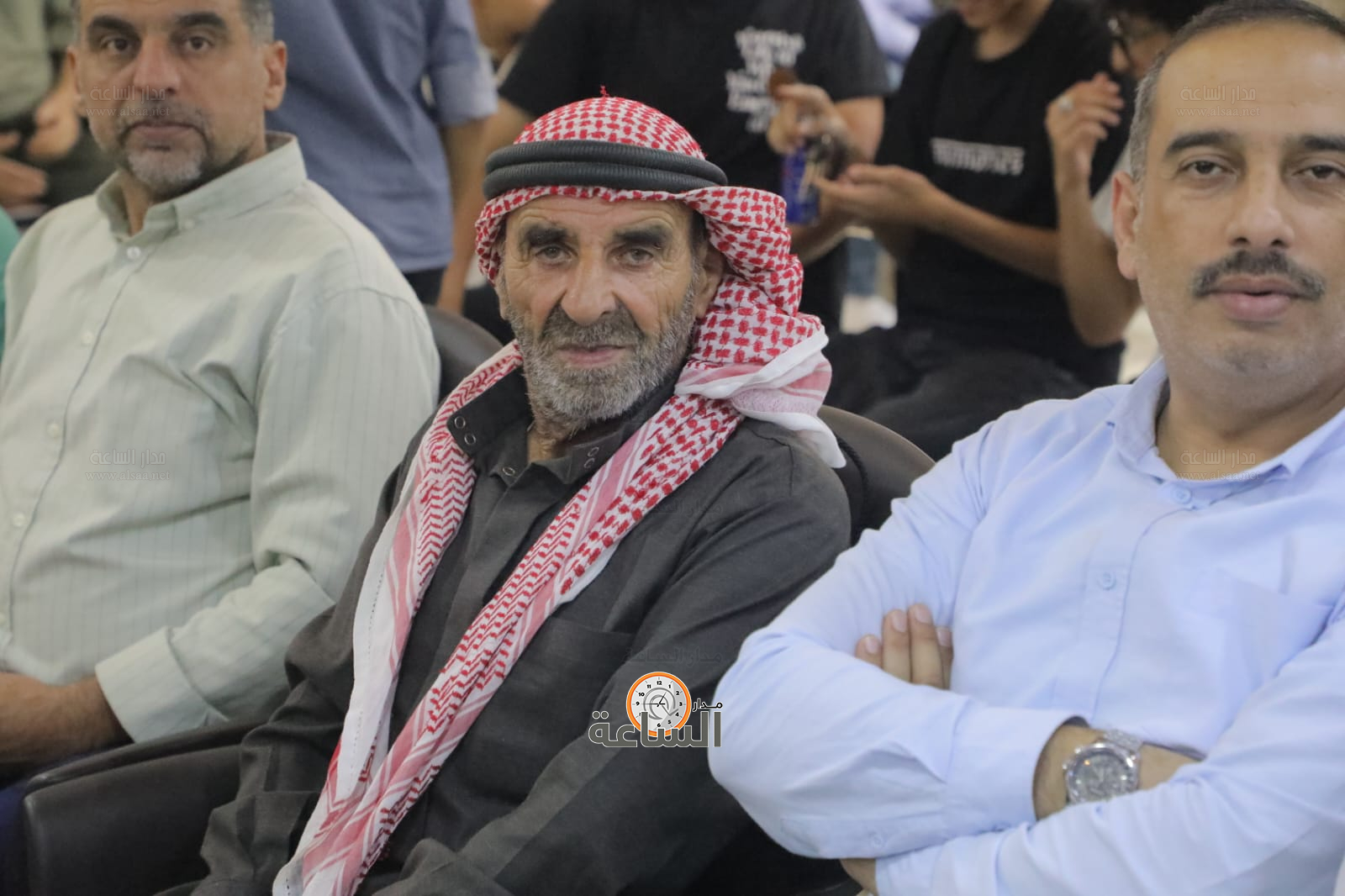 Madar Al-Saa Images 0.8603439307860449