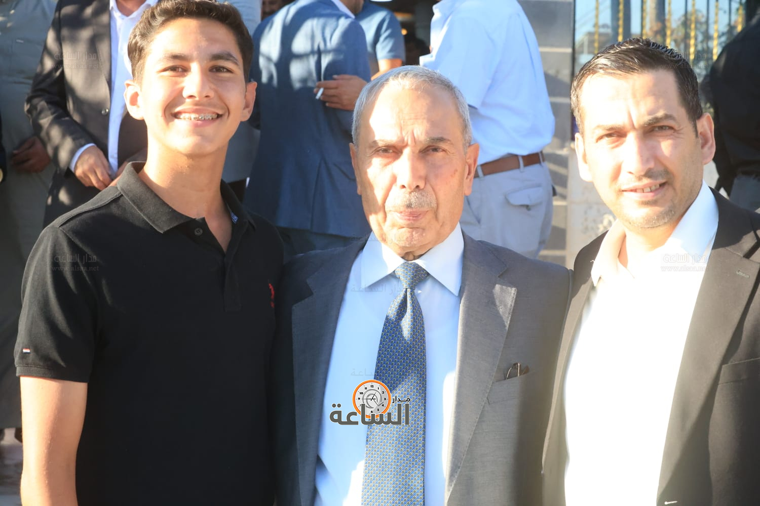 Madar Al-Saa Images 0.7200339536746914