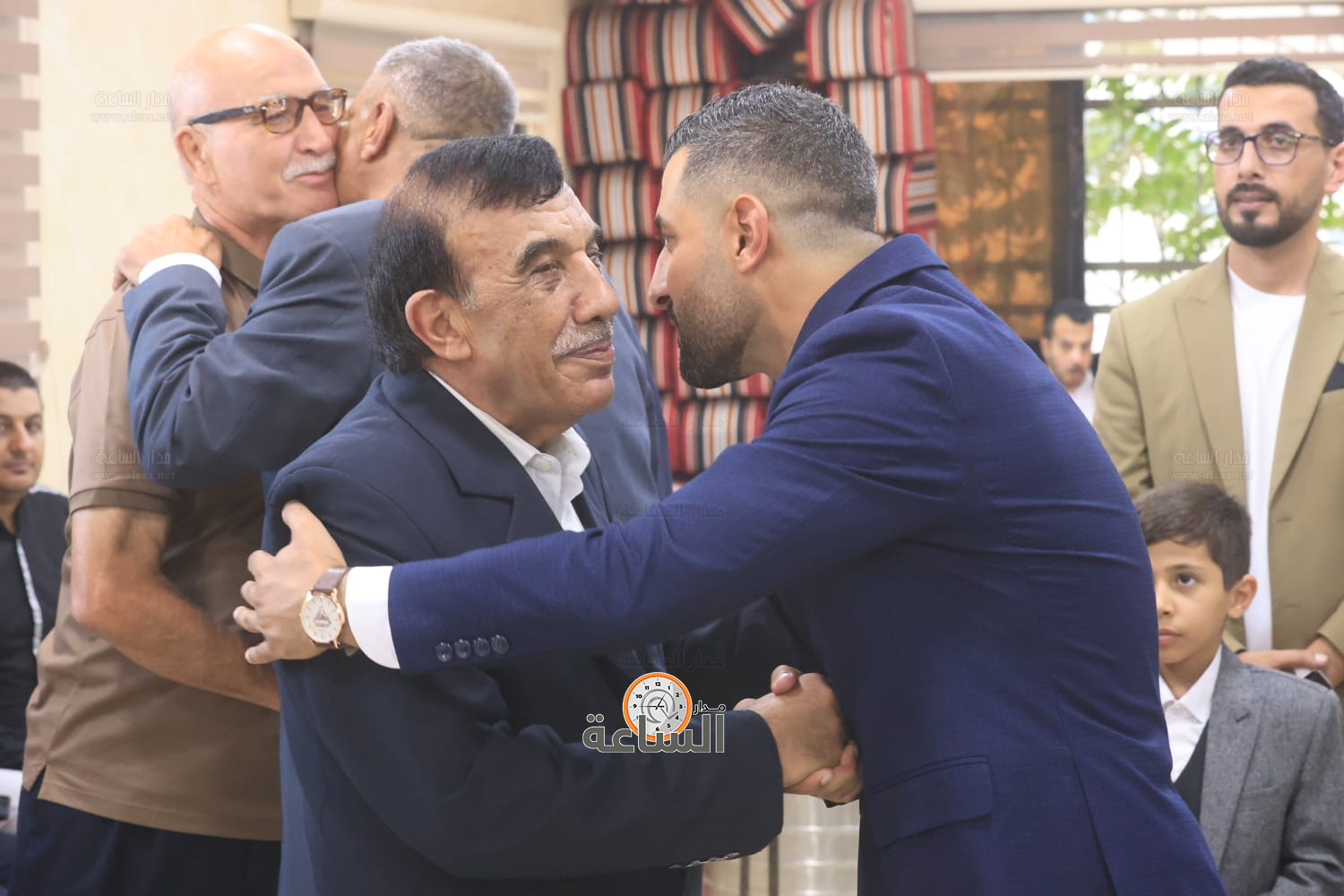 Madar Al-Saa Images 0.3330773381468273