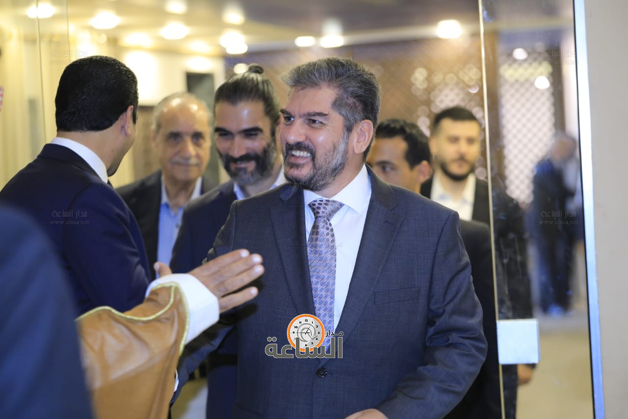 Madar Al-Saa Images 0.4721683629405241