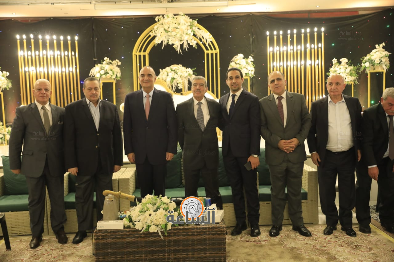 Madar Al-Saa Images 0.19124356216889138