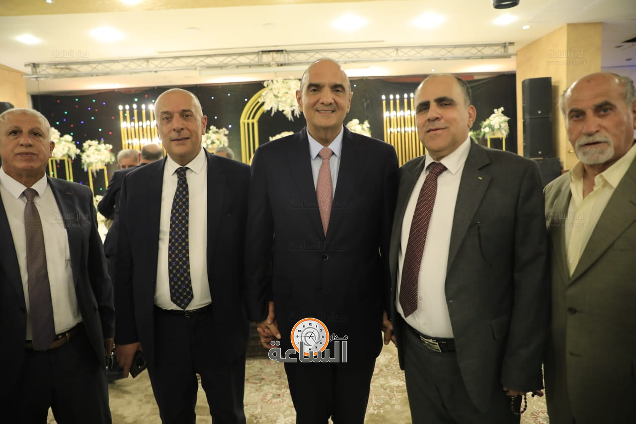 Madar Al-Saa Images 0.7470453409545073