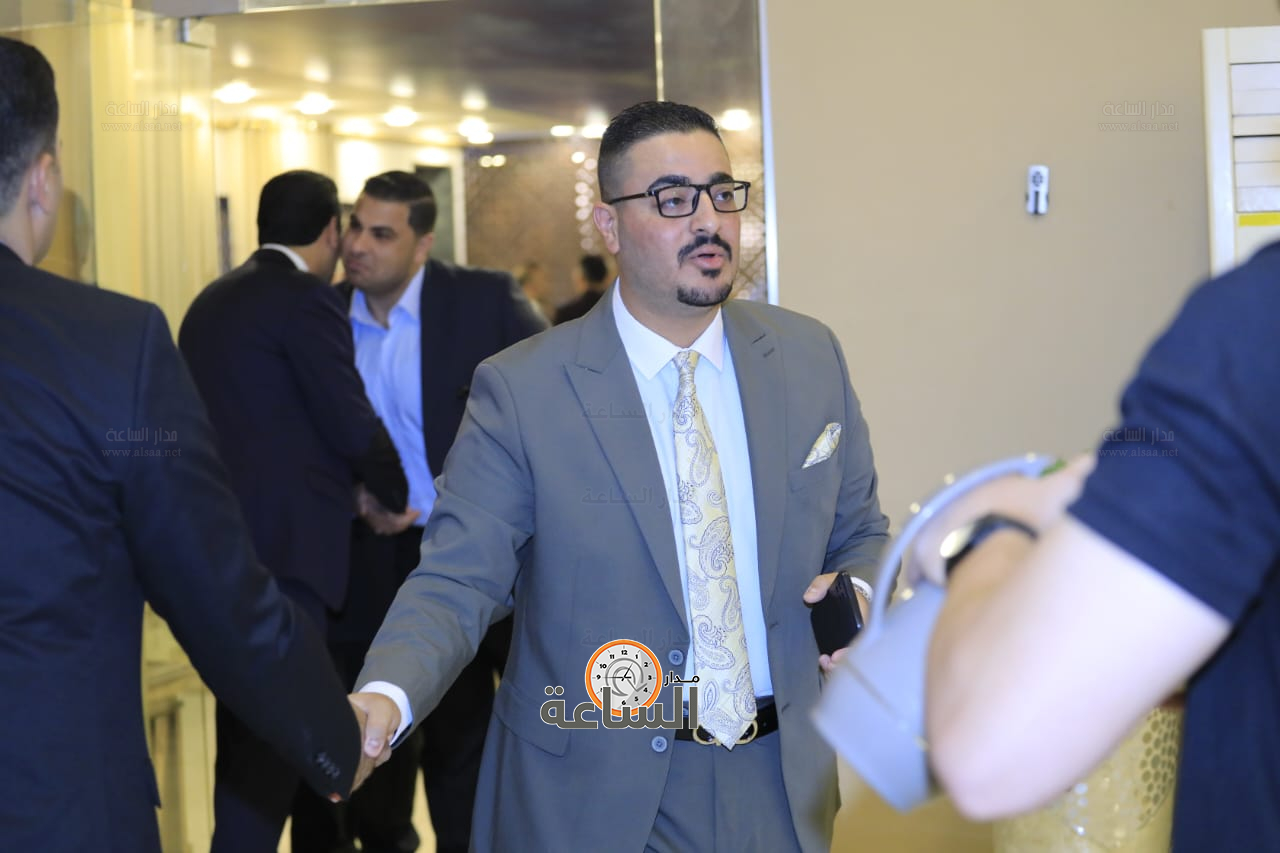 Madar Al-Saa Images 0.4903692623930437