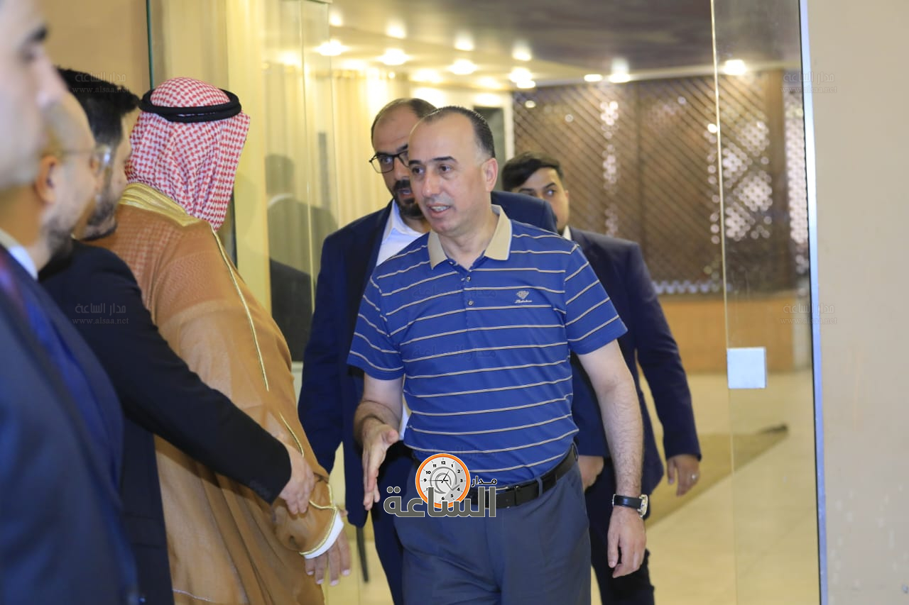 Madar Al-Saa Images 0.33936090850943235