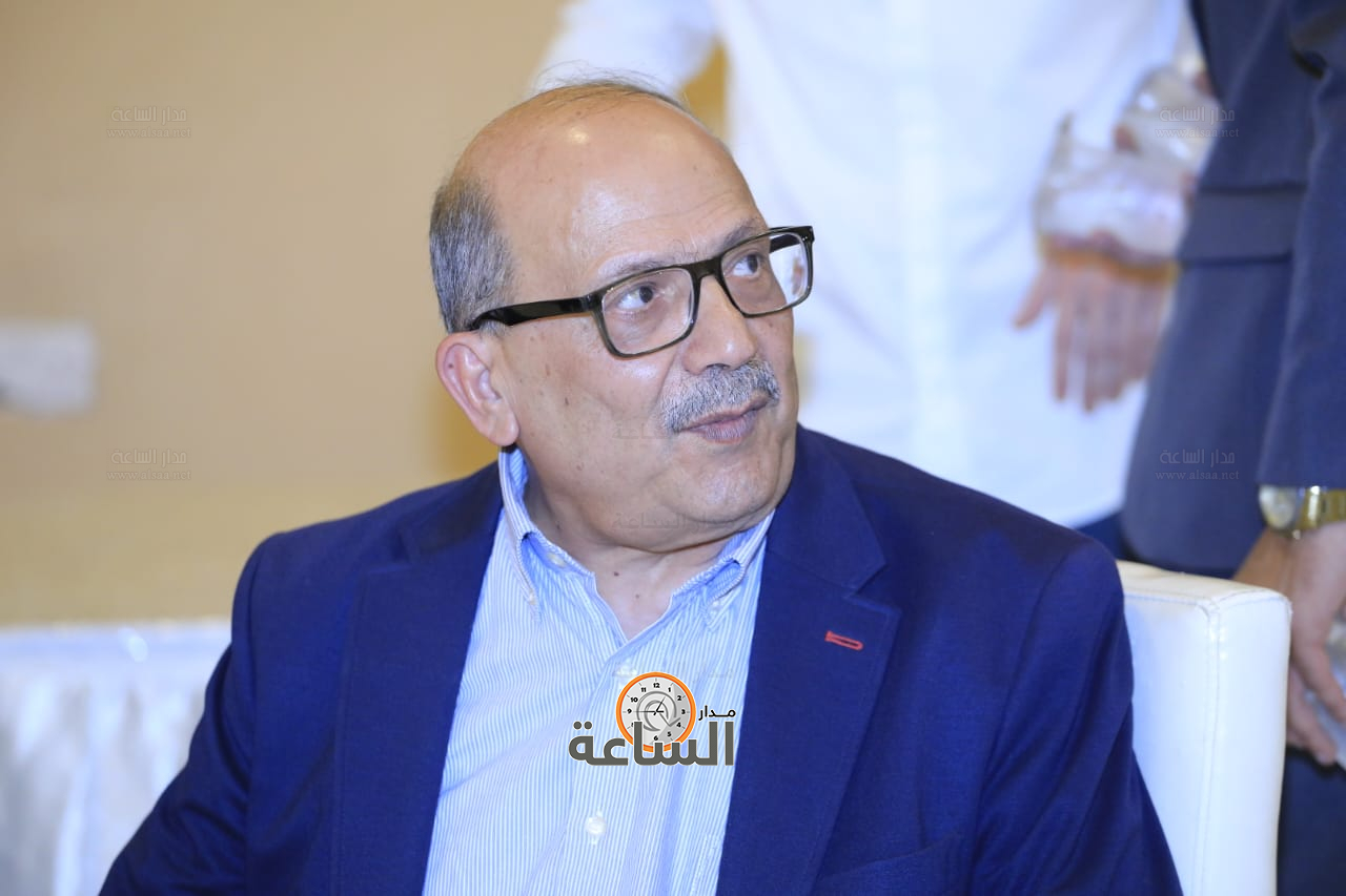 Madar Al-Saa Images 0.8791003774056393