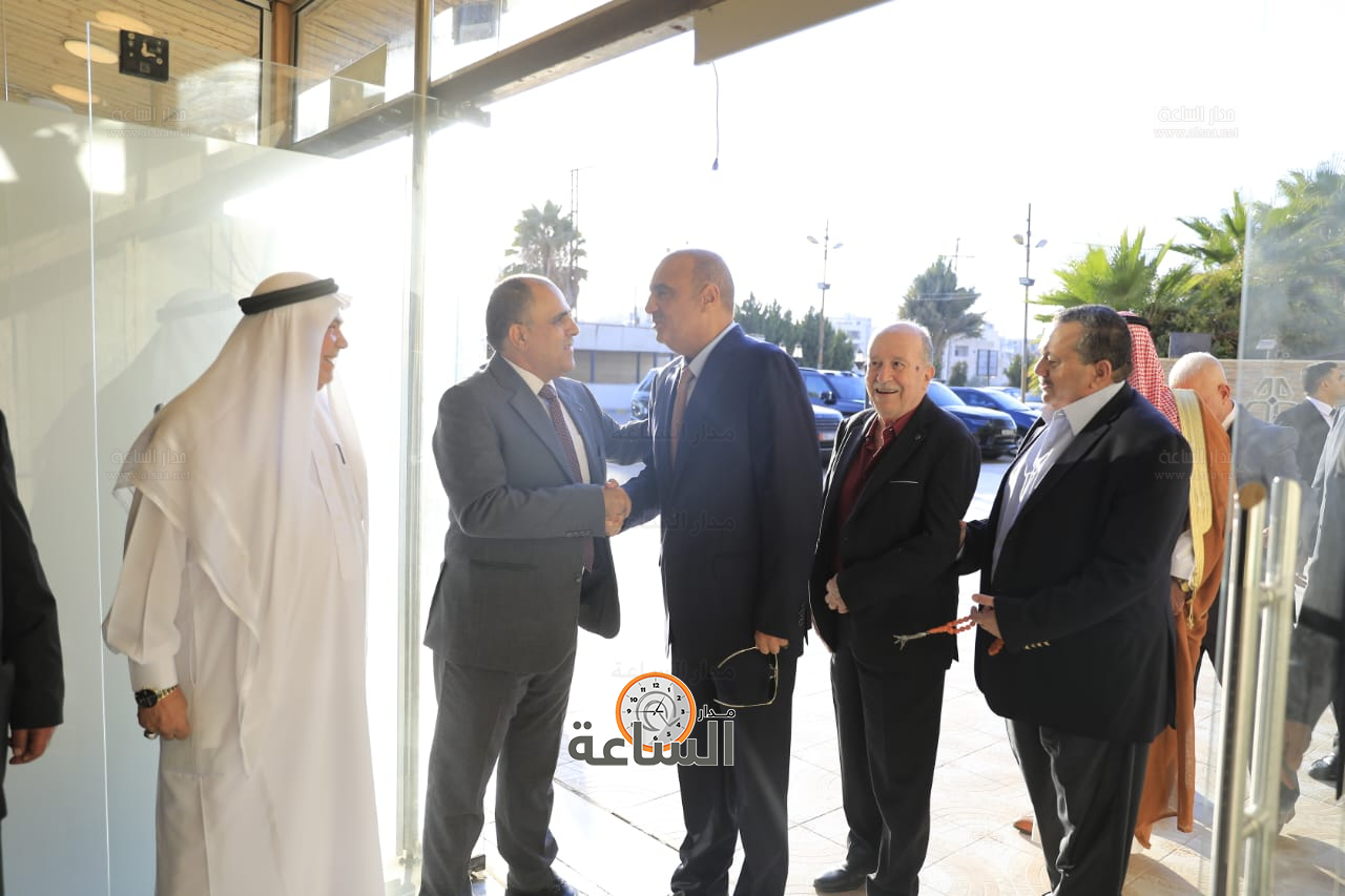 Madar Al-Saa Images 0.5694917998517347