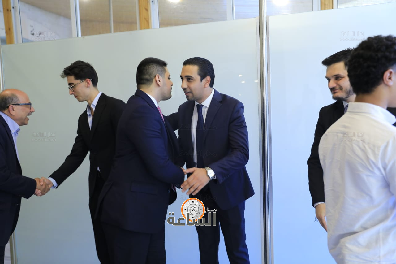 Madar Al-Saa Images 0.6447672479935309