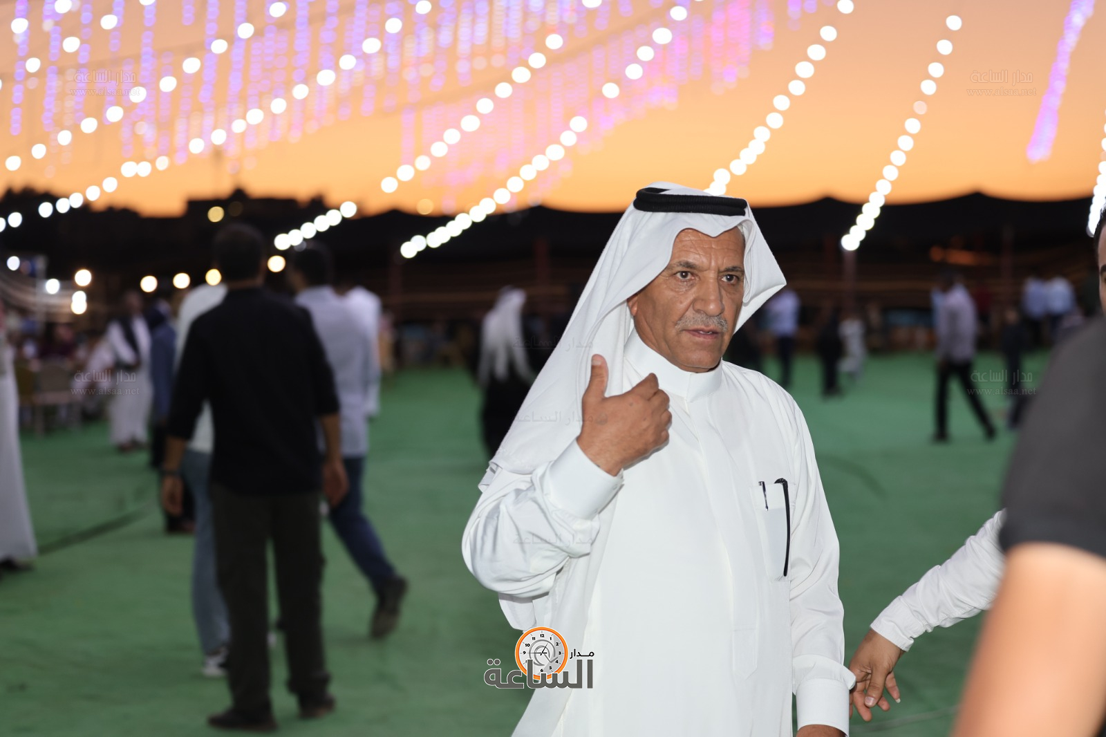 Madar Al-Saa Images 0.7264125742947012