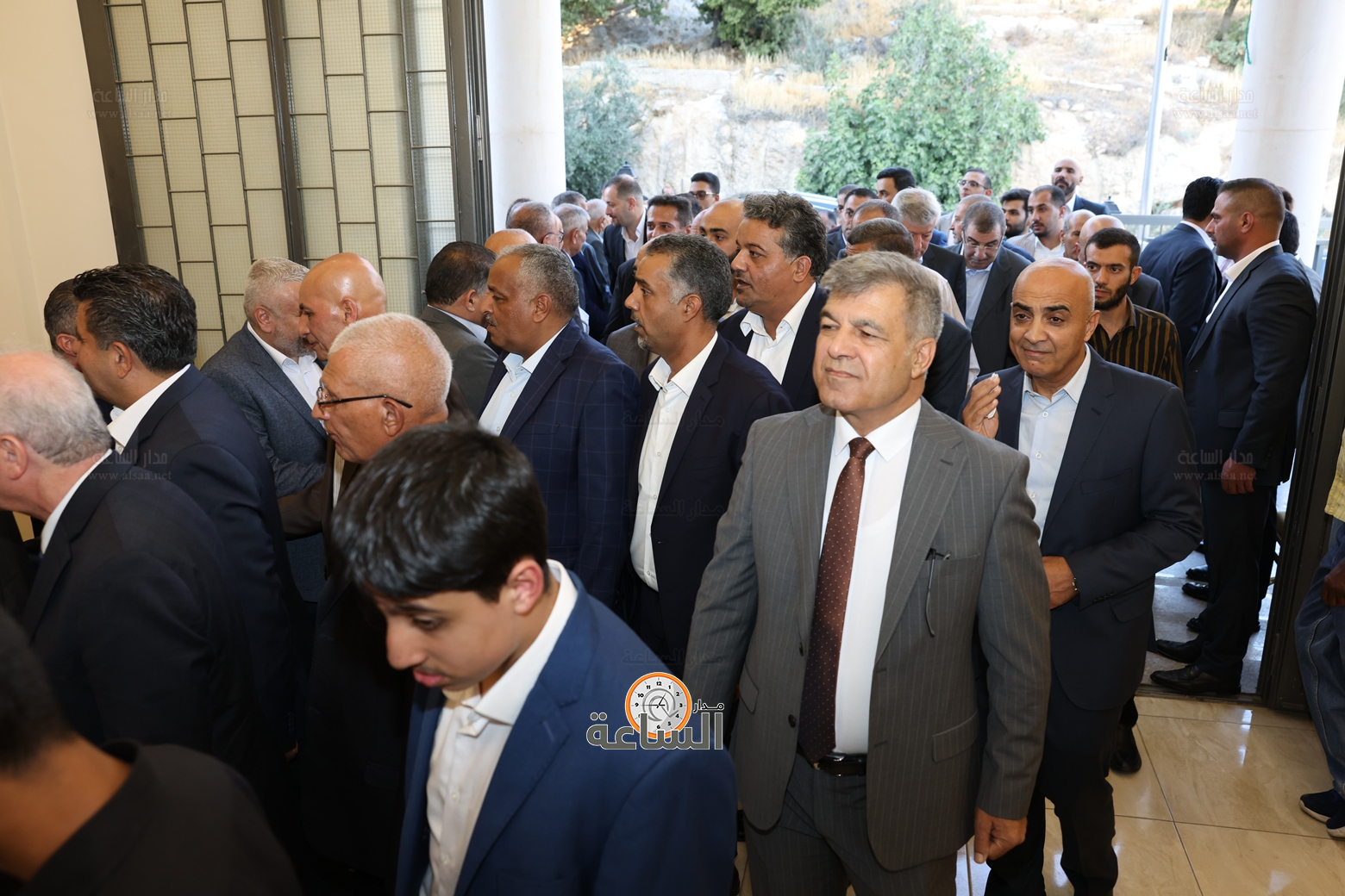 Madar Al-Saa Images 0.33377507141291407