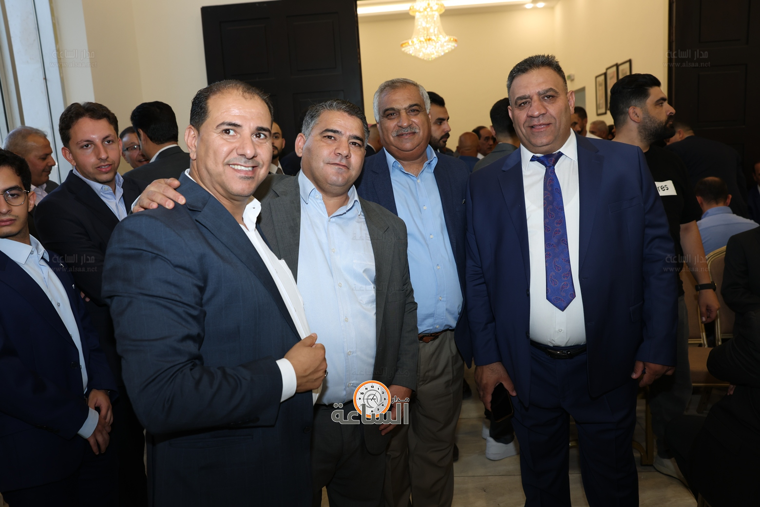 Madar Al-Saa Images 0.6475525122173096