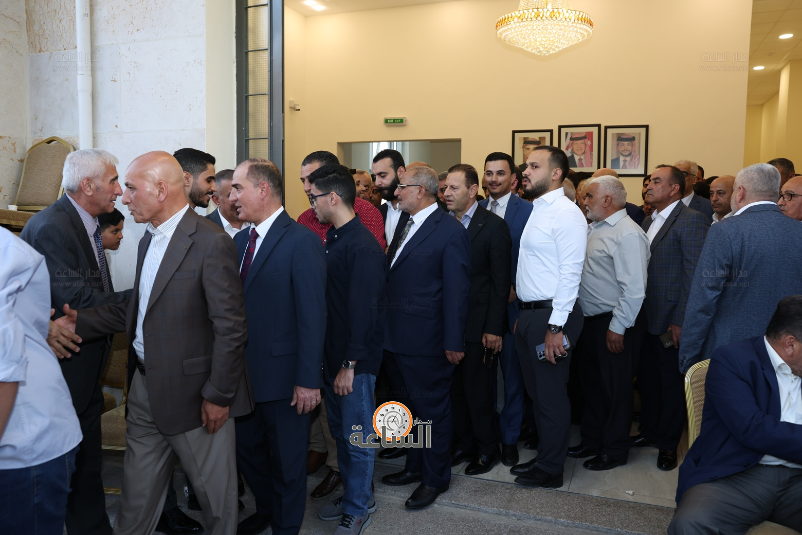 Madar Al-Saa Images 0.9568517580254421