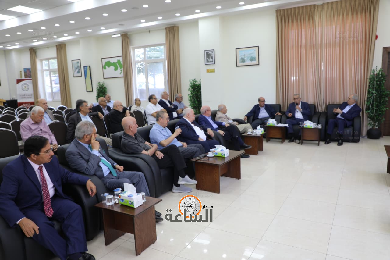 Madar Al-Saa Images 0.08092428000392882