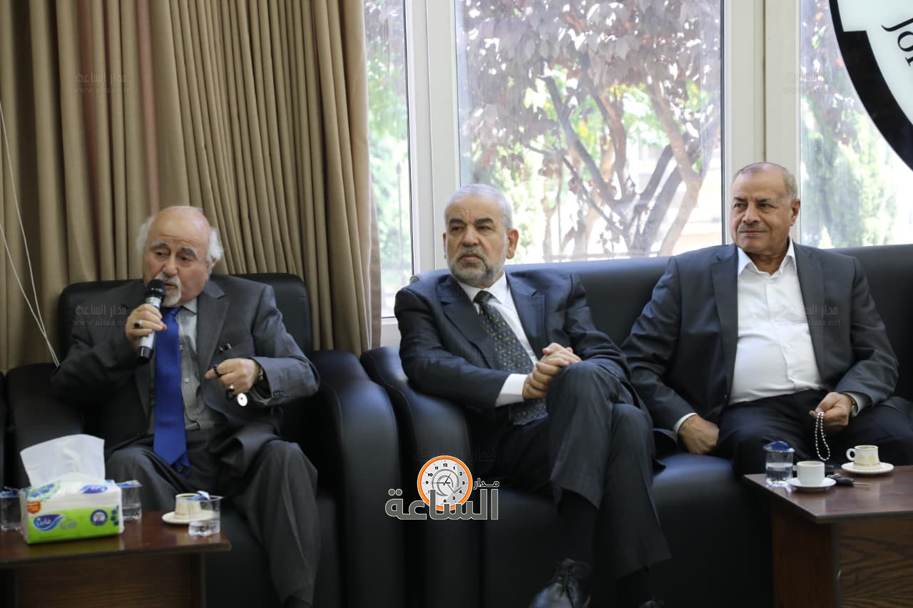 Madar Al-Saa Images 0.7266021608402302