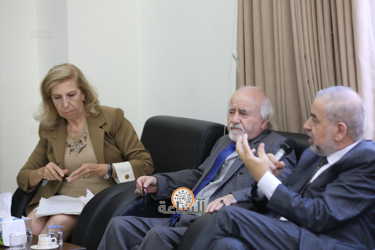 Madar Al-Saa Images 0.40231726159852155