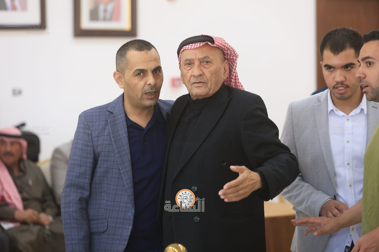 Madar Al-Saa Images 0.20287153056964524