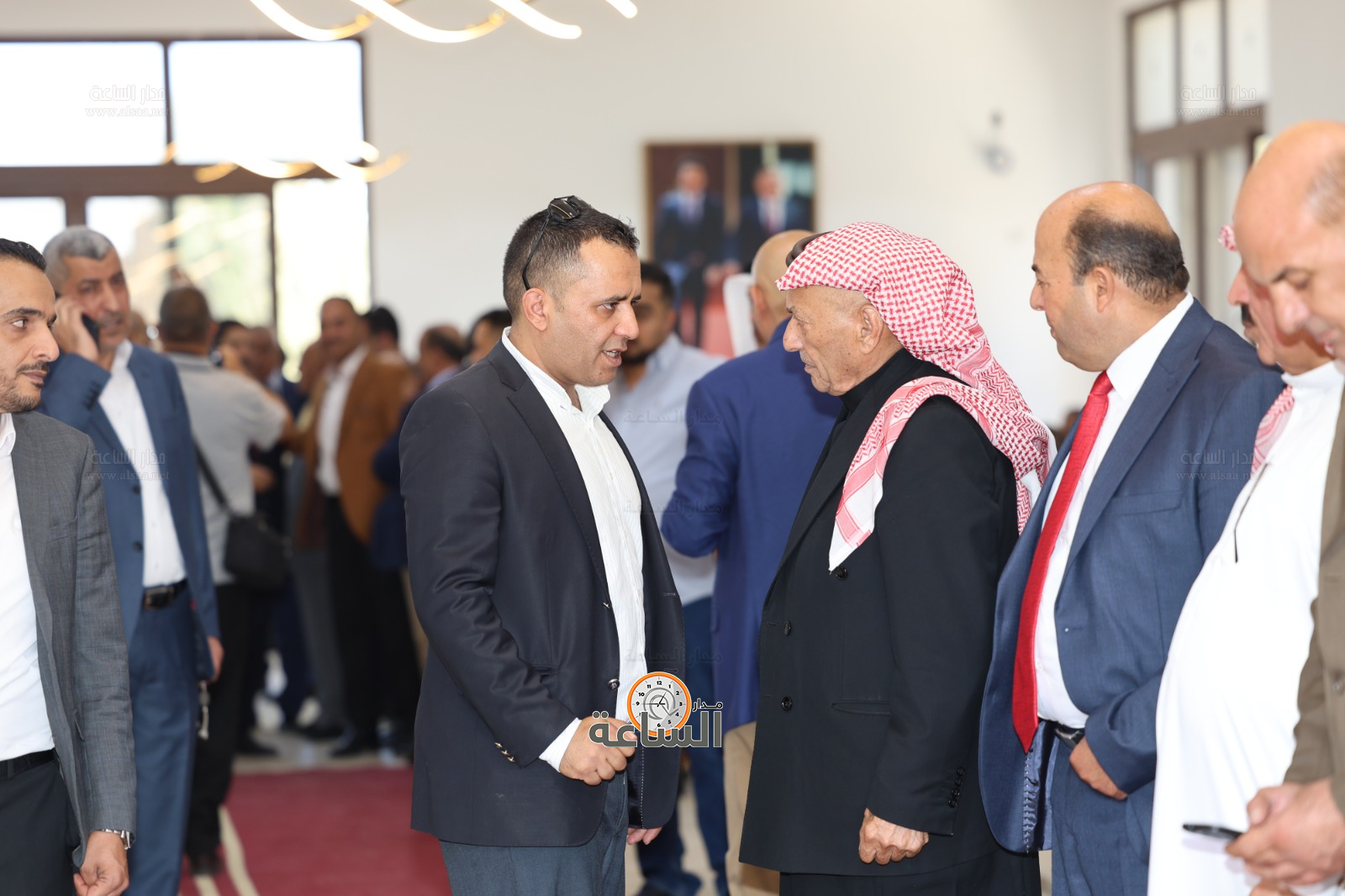 Madar Al-Saa Images 0.931535352759516