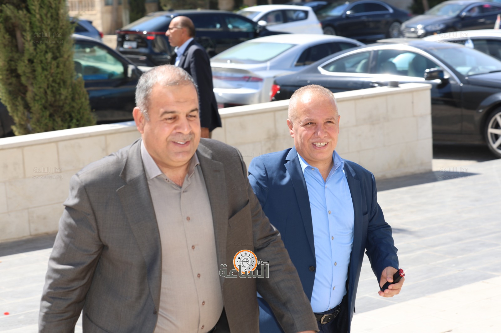 Madar Al-Saa Images 0.4188438401634911