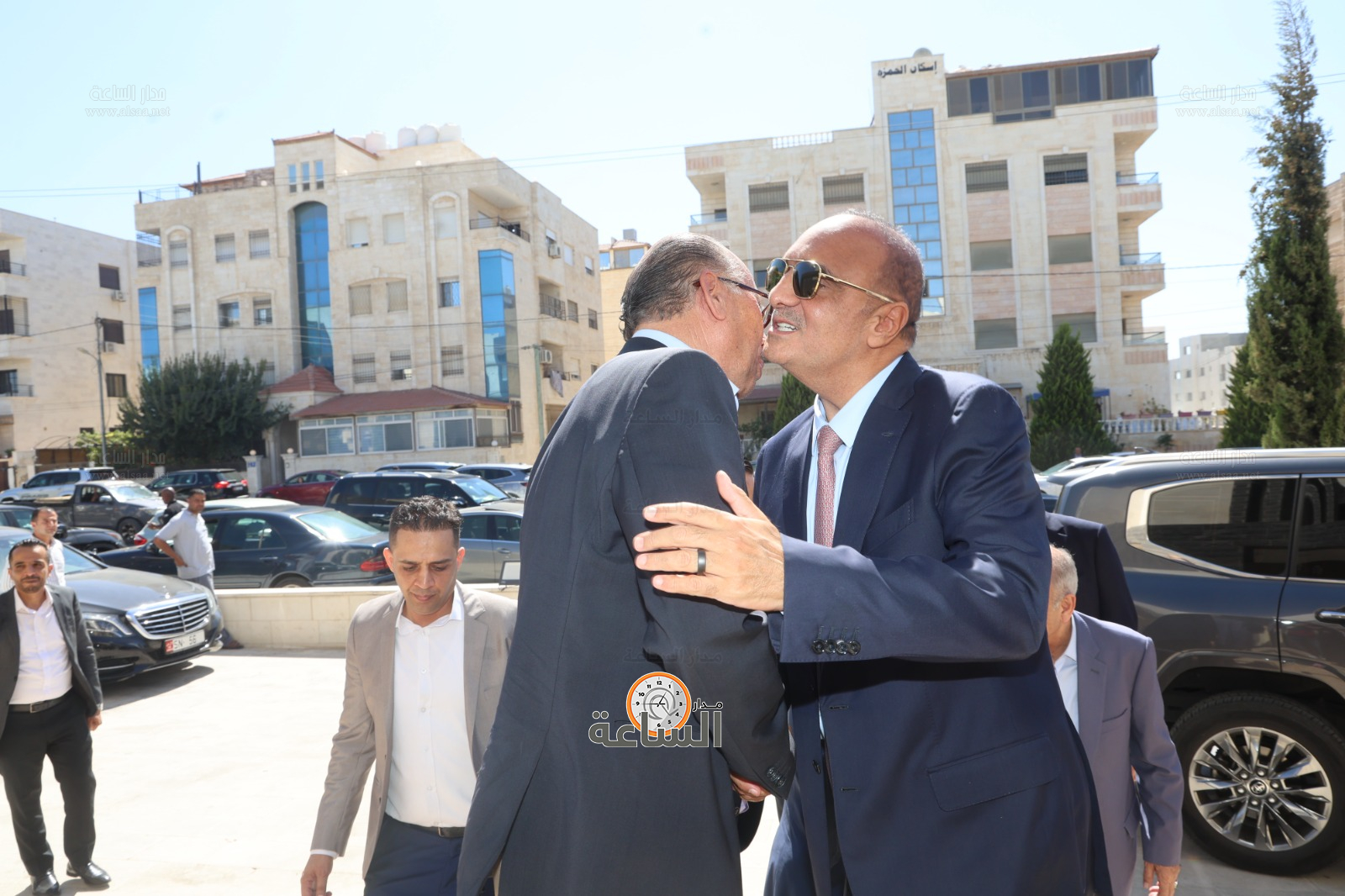 Madar Al-Saa Images 0.1919005795630323