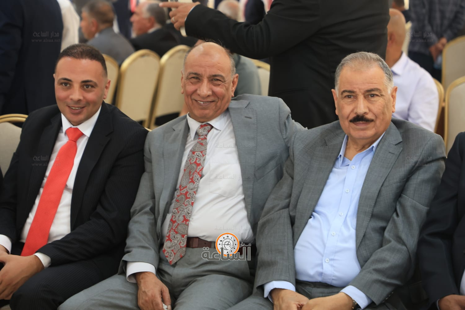 Madar Al-Saa Images 0.4316468190231262