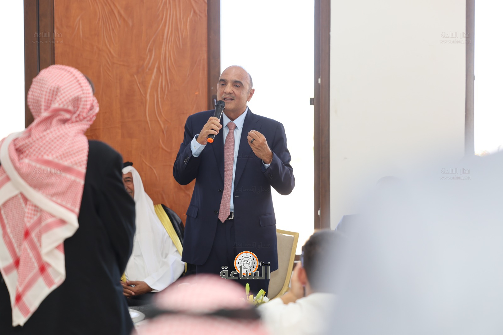 Madar Al-Saa Images 0.621381361094698