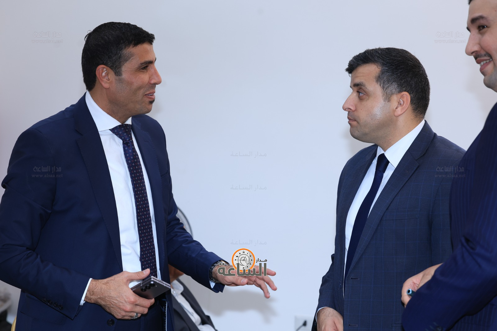 Madar Al-Saa Images 0.7290142666913559