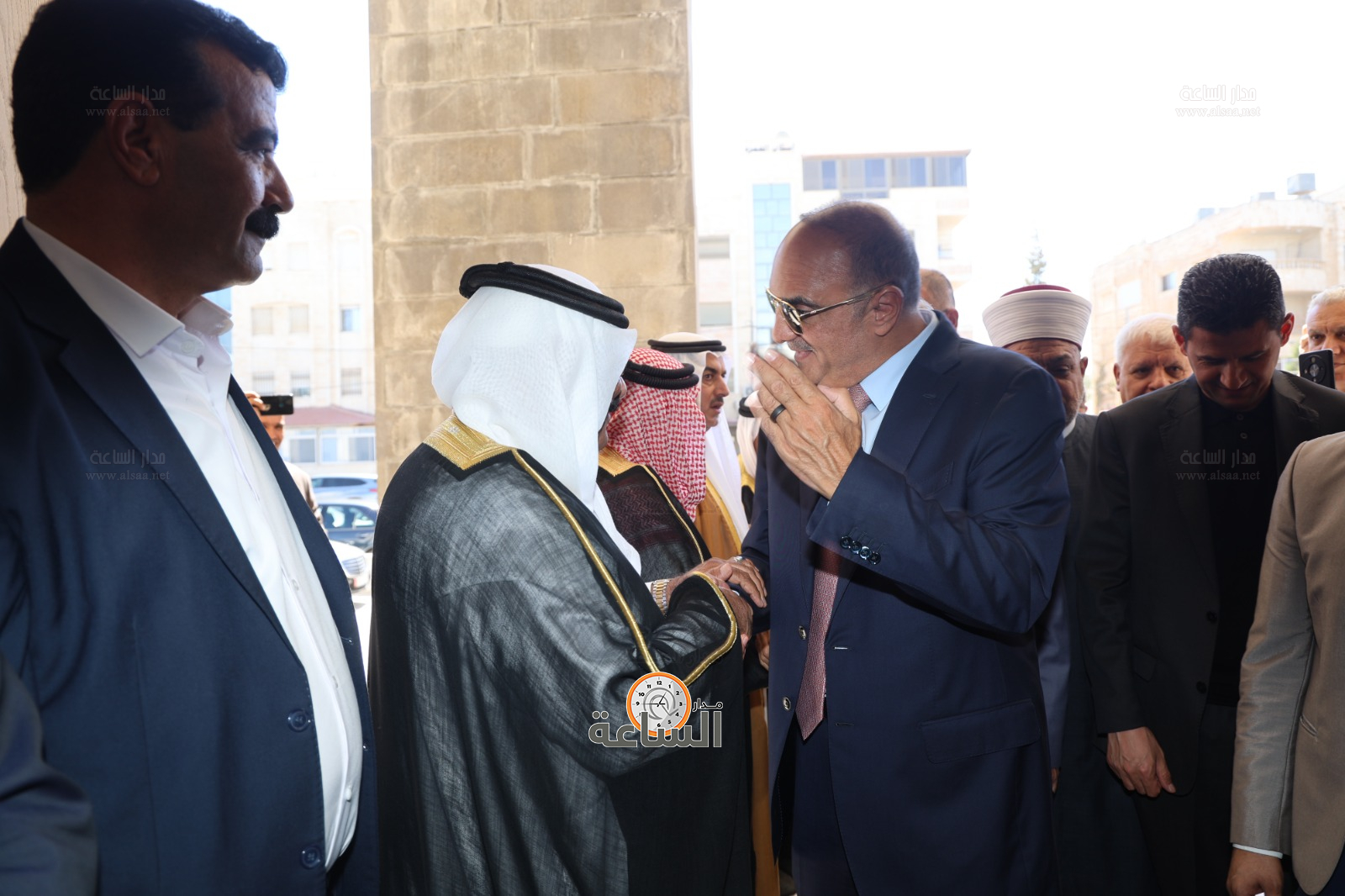 Madar Al-Saa Images 0.9669032310448837