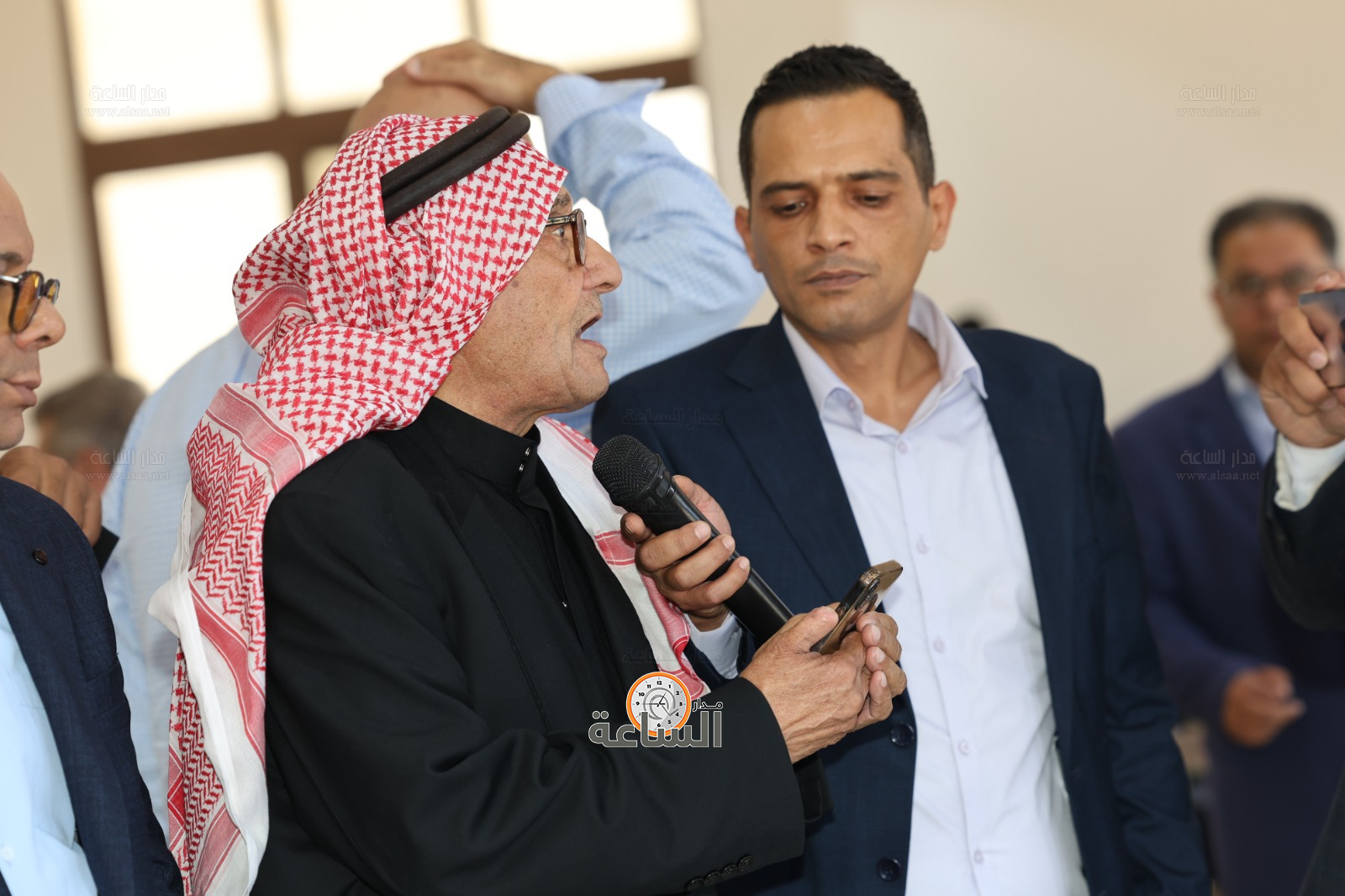 Madar Al-Saa Images 0.6030834677355416