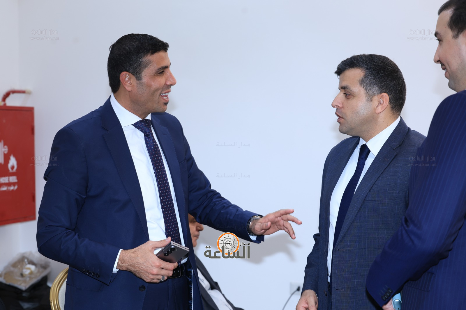 Madar Al-Saa Images 0.6470539070307485