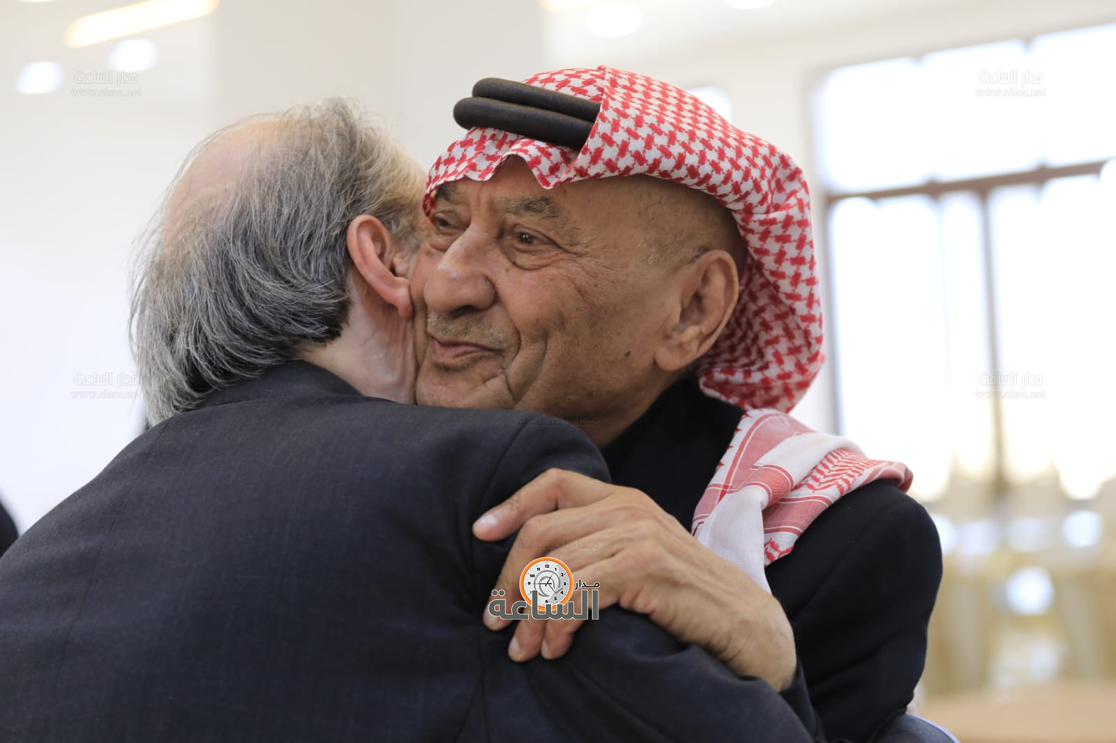 Madar Al-Saa Images 0.7744414792358565