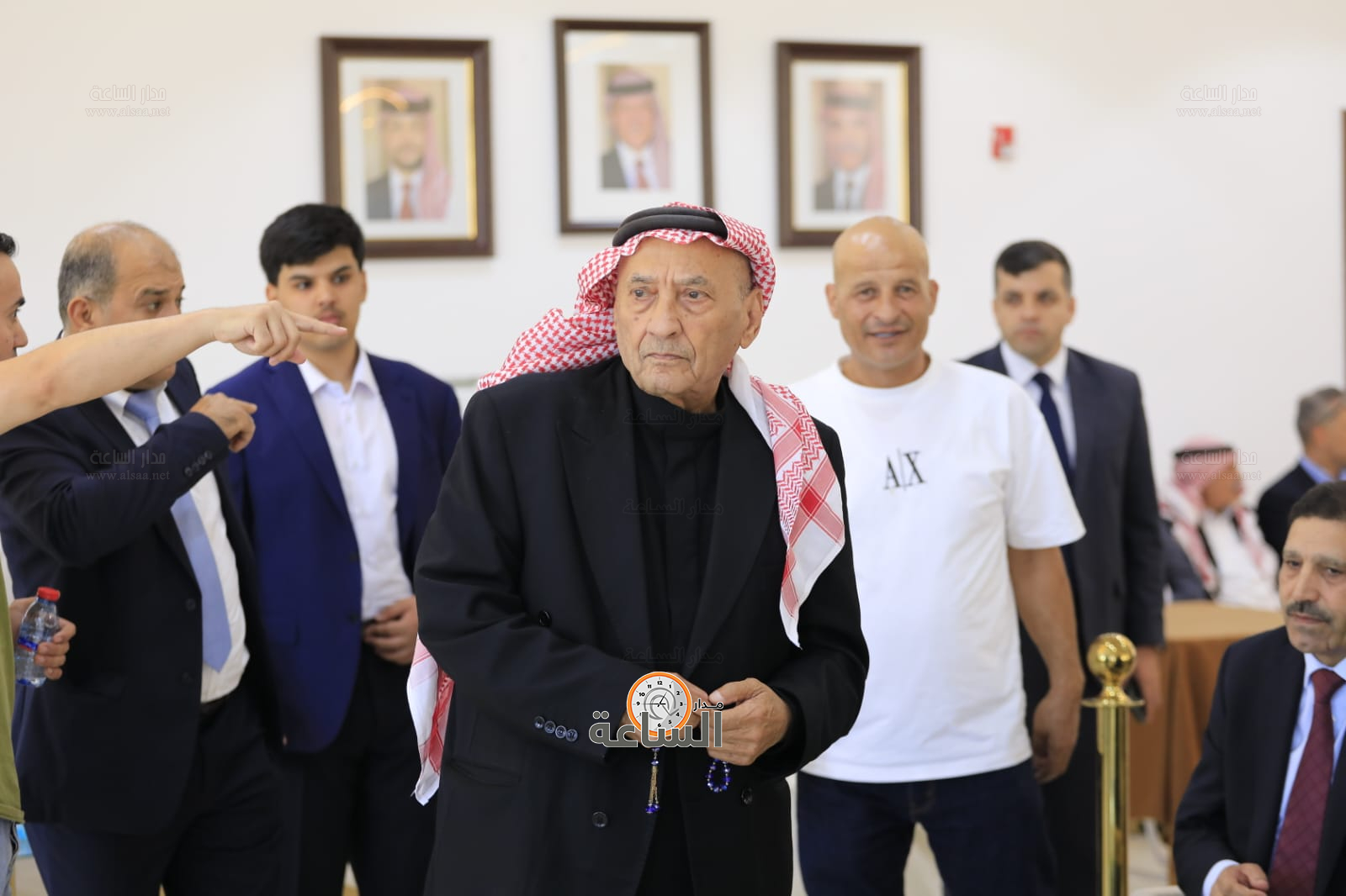 Madar Al-Saa Images 0.3815301500846192