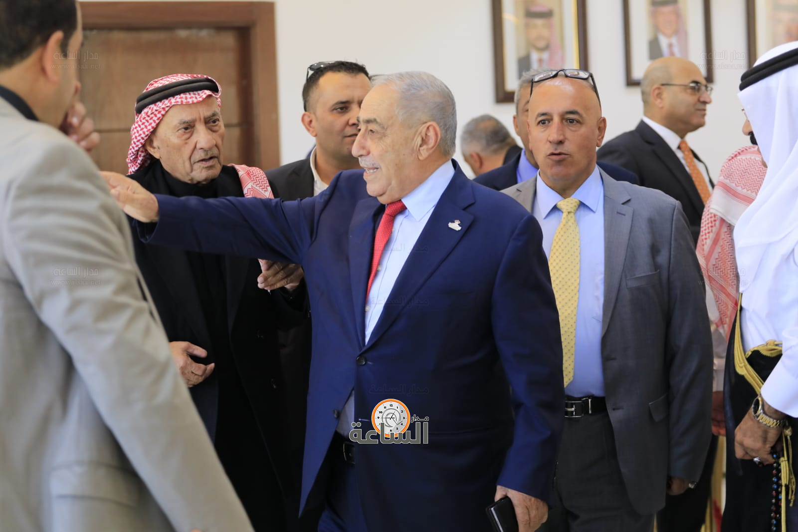 Madar Al-Saa Images 0.0691461386071276