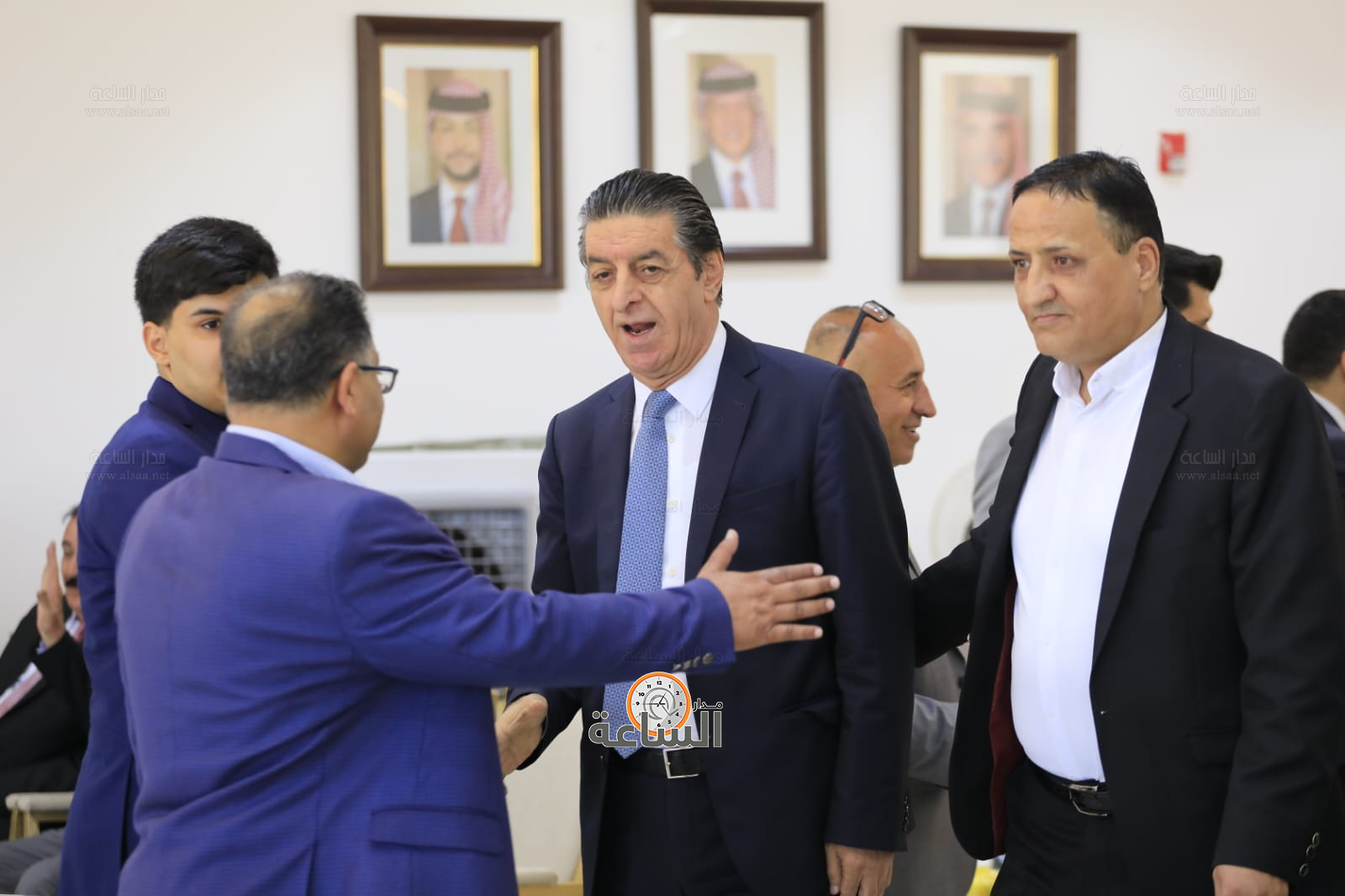 Madar Al-Saa Images 0.46302351747848414