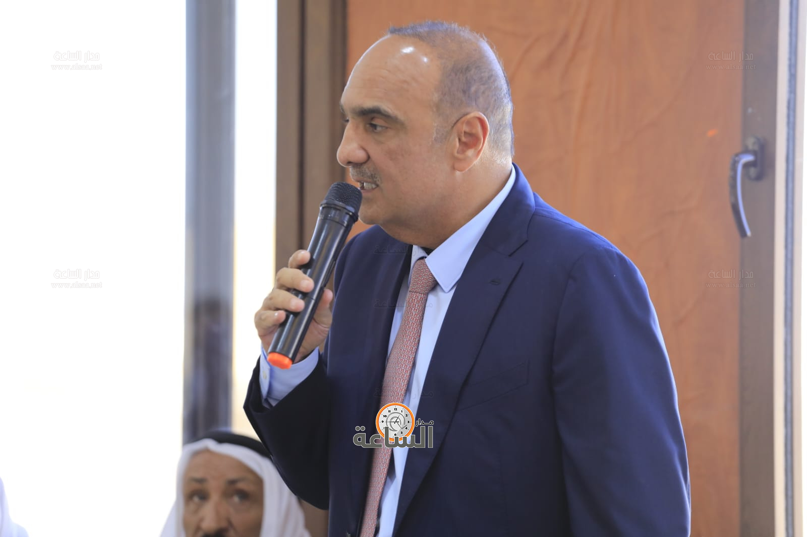 Madar Al-Saa Images 0.8740277471695752