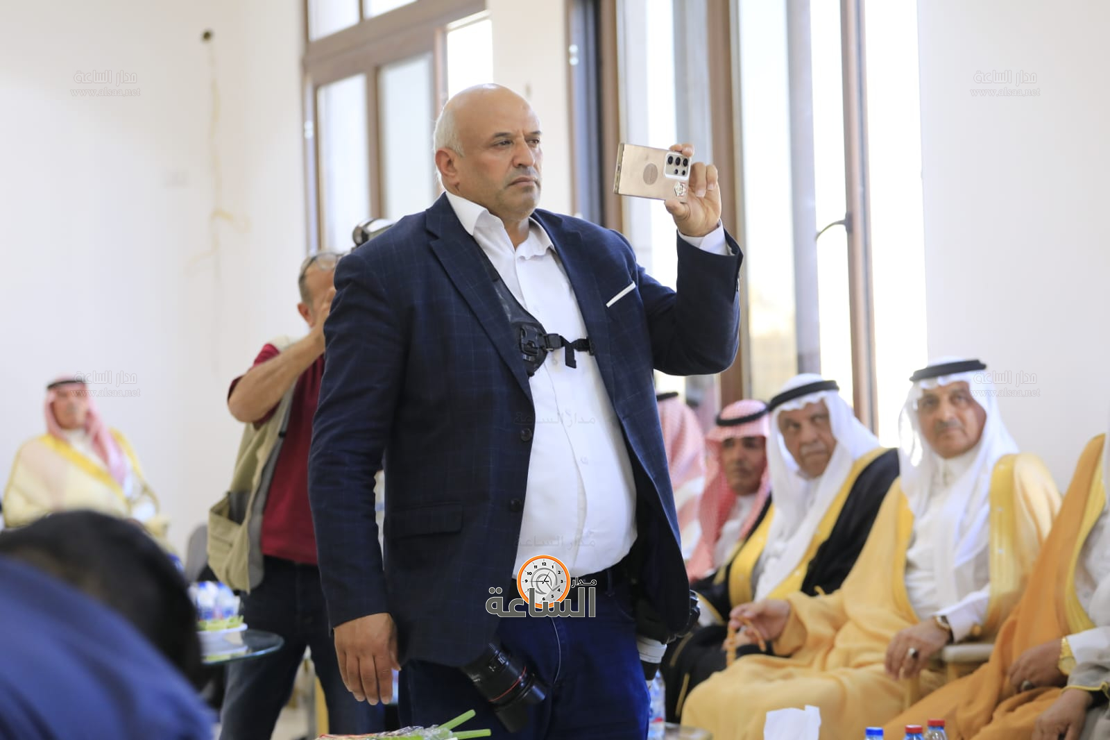 Madar Al-Saa Images 0.4487755716018015