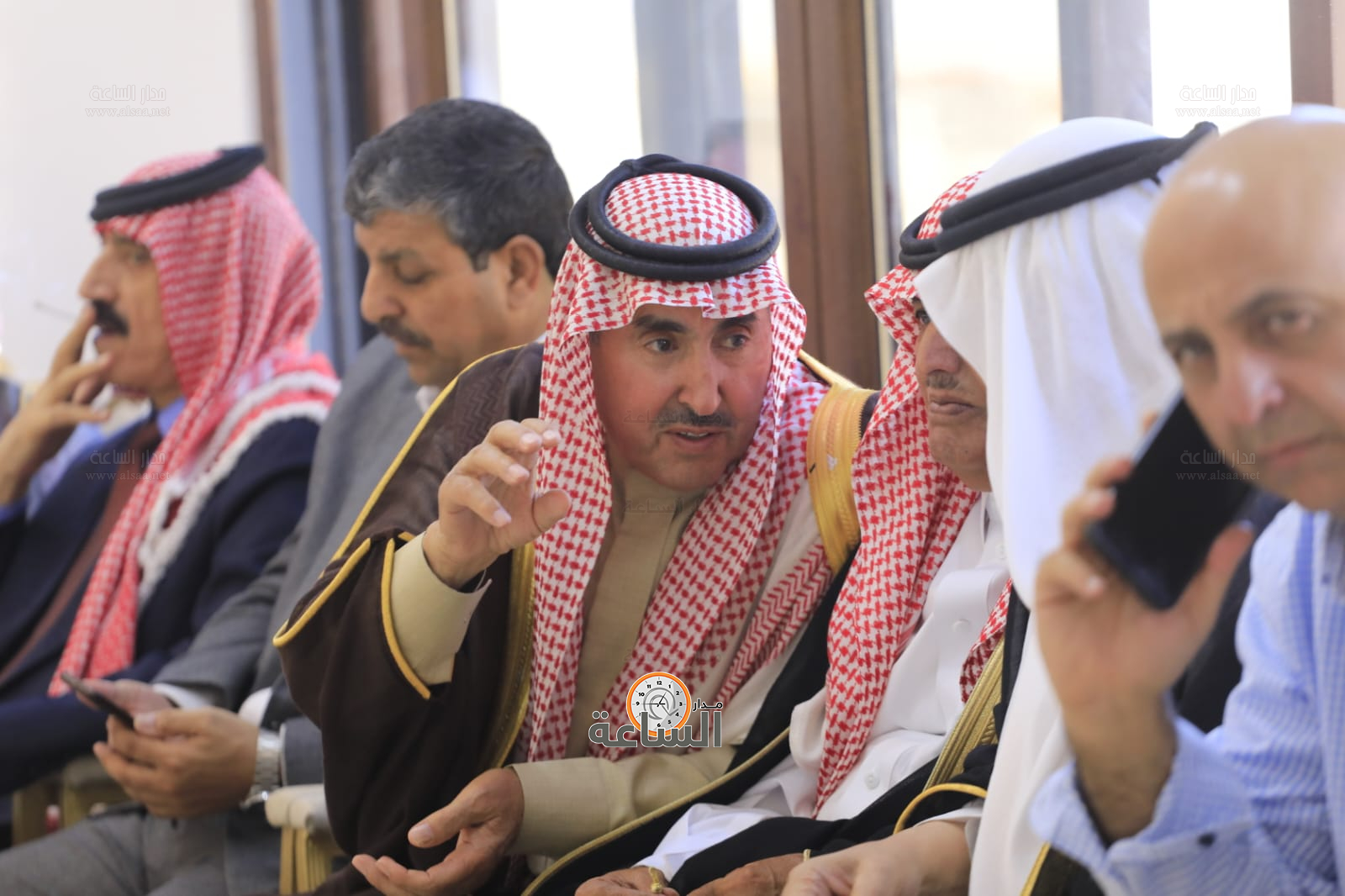 Madar Al-Saa Images 0.055935348085897285