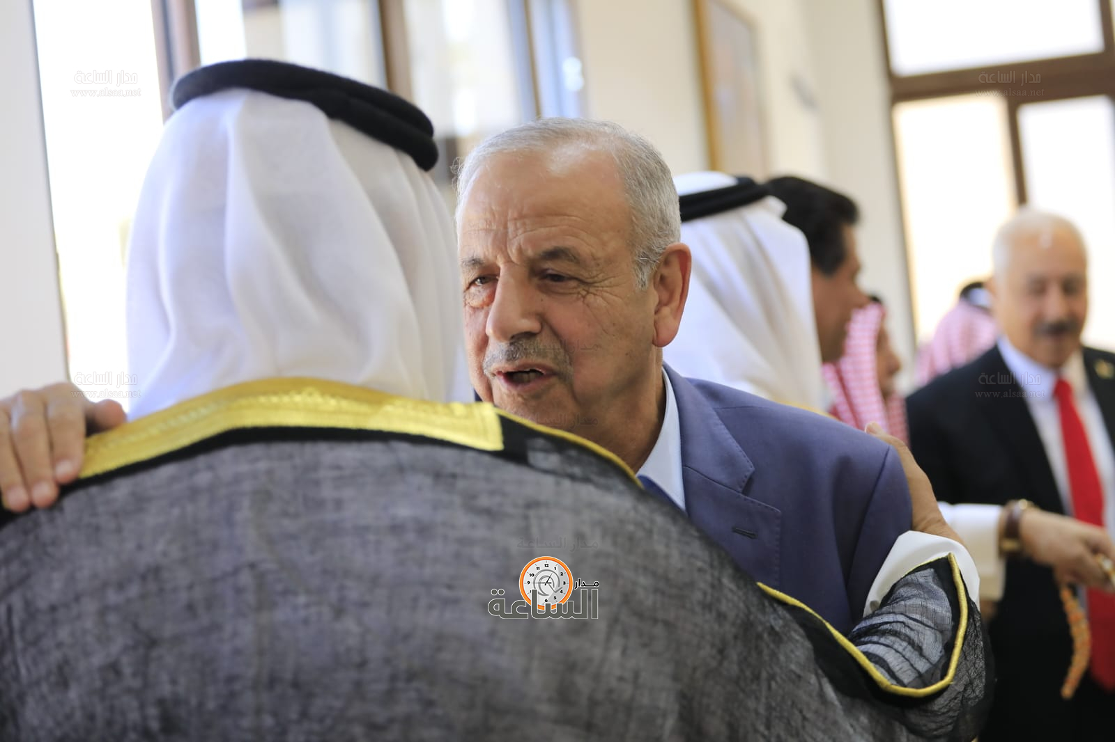 Madar Al-Saa Images 0.42997427241759056