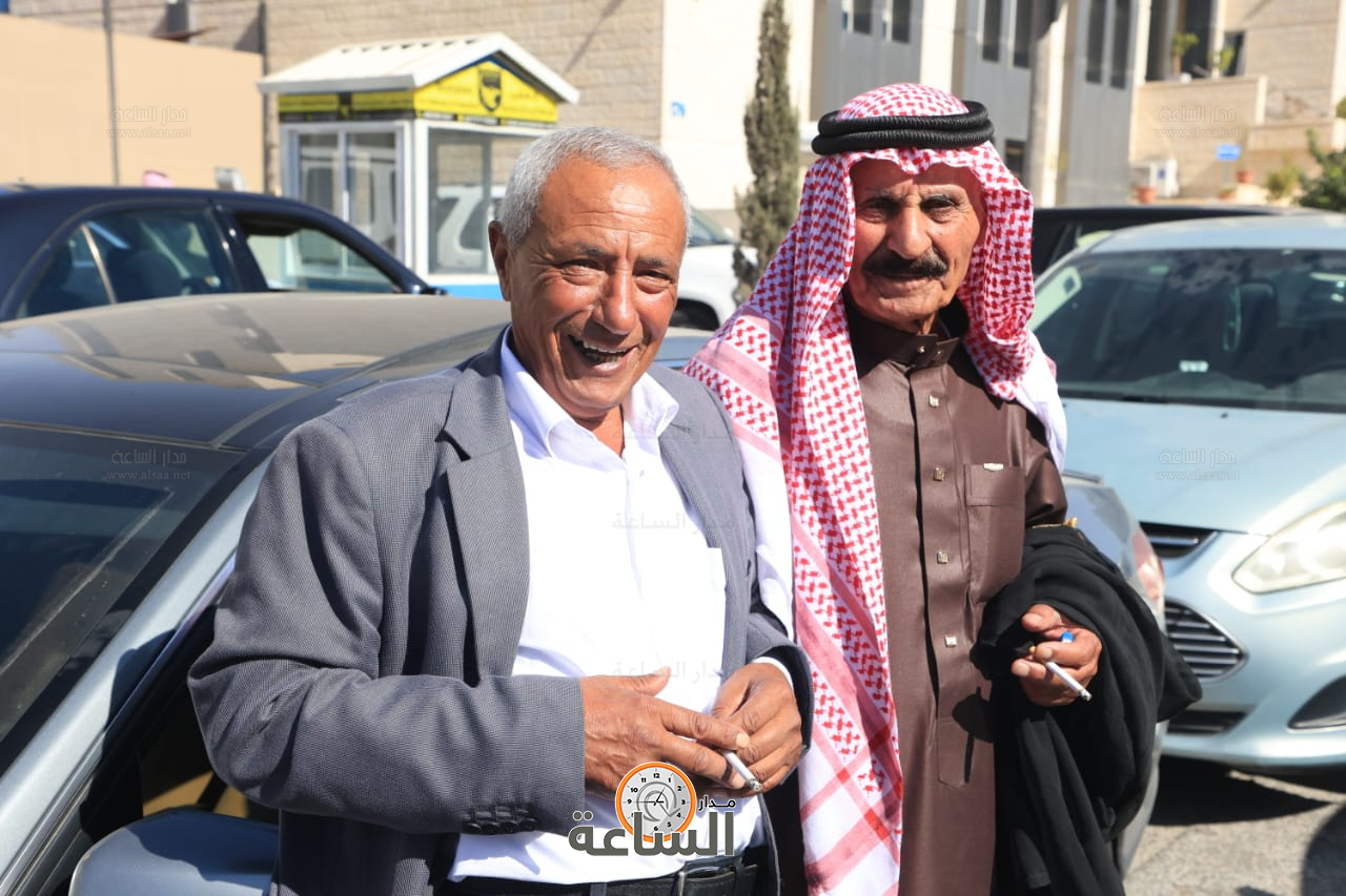 Madar Al-Saa Images 0.07398190690902873