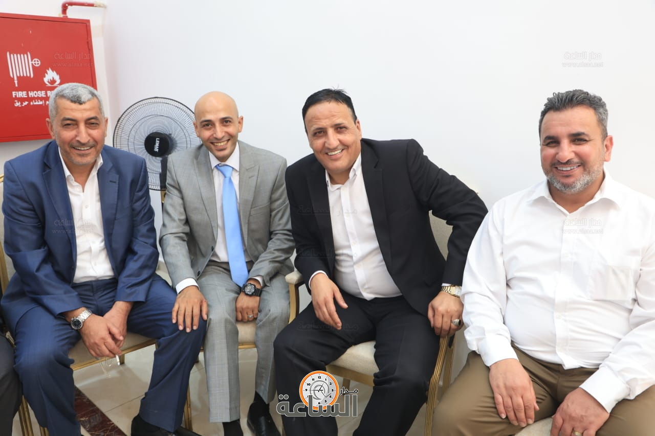 Madar Al-Saa Images 0.4129338044854035