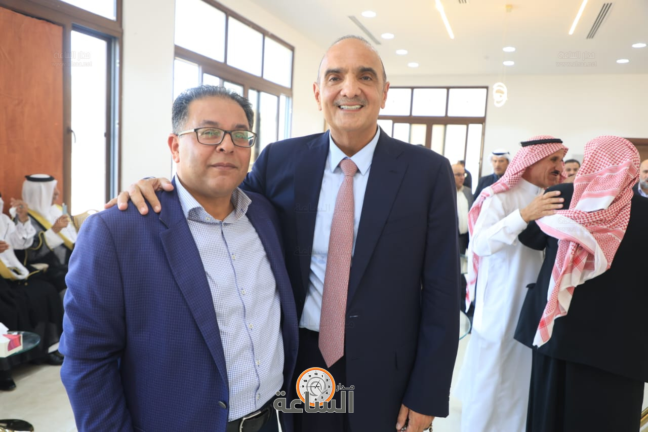 Madar Al-Saa Images 0.8551554313378785