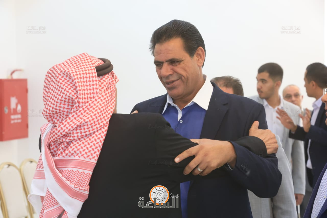 Madar Al-Saa Images 0.6073085753778144