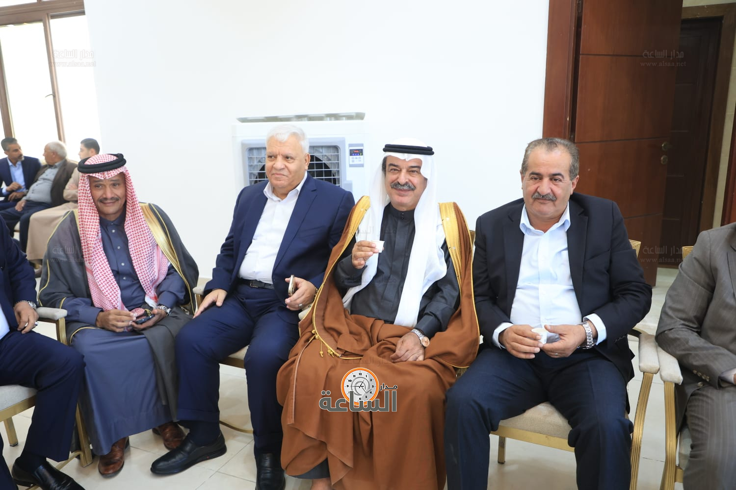 Madar Al-Saa Images 0.04255159604383496