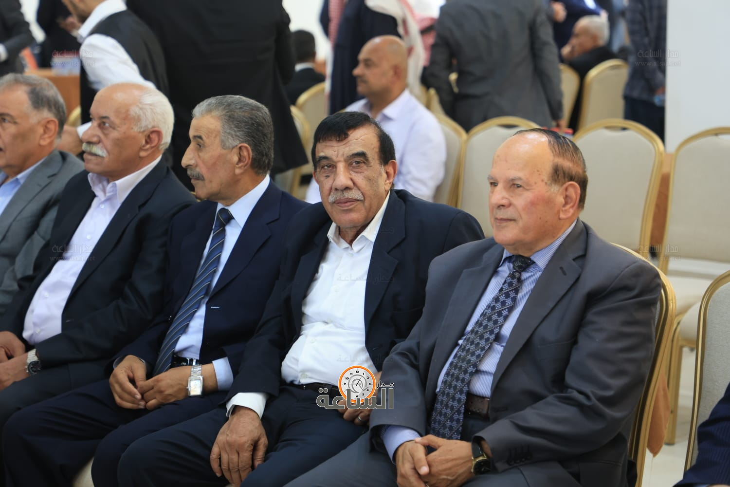 Madar Al-Saa Images 0.4221050860849209