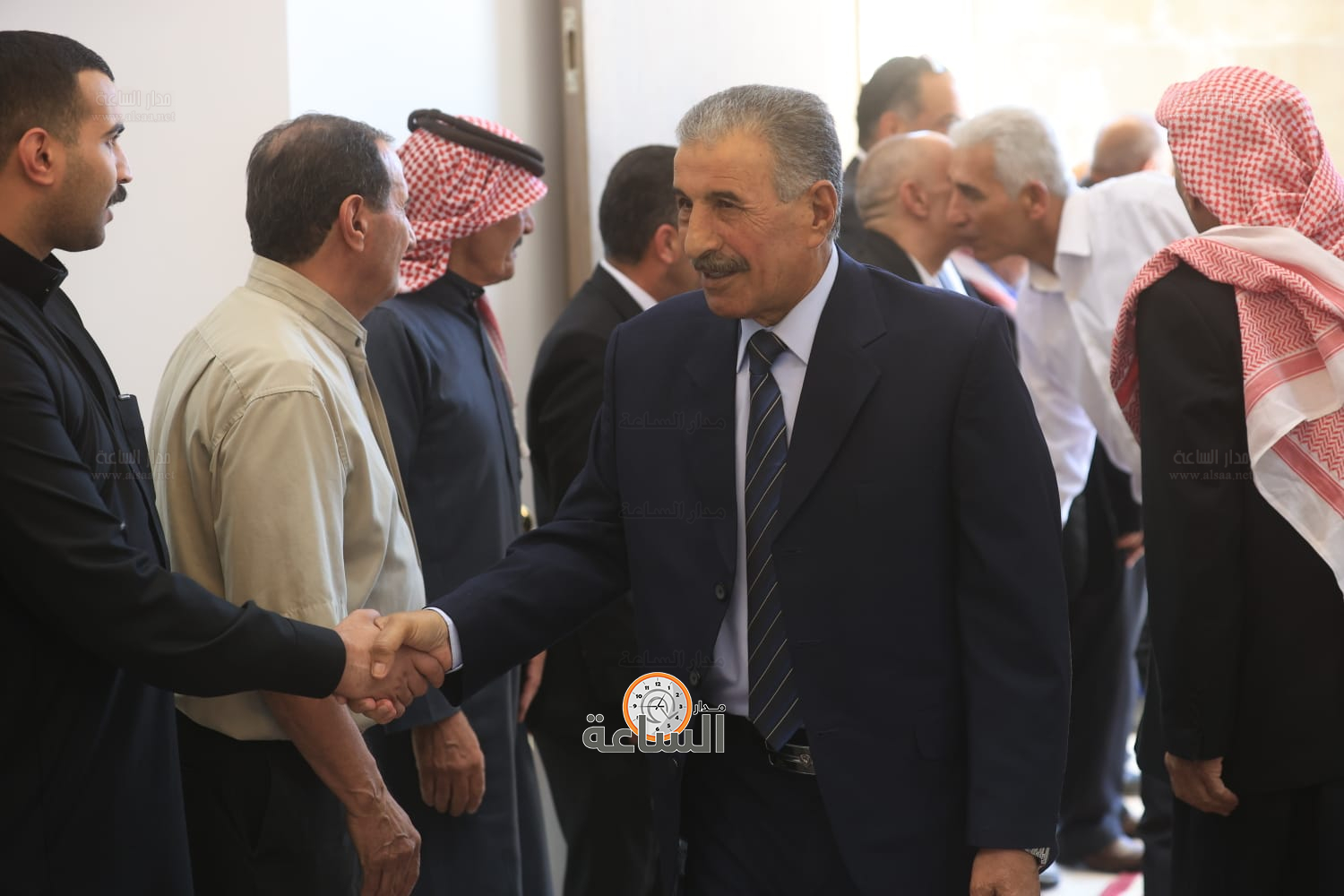 Madar Al-Saa Images 0.37356613429366825