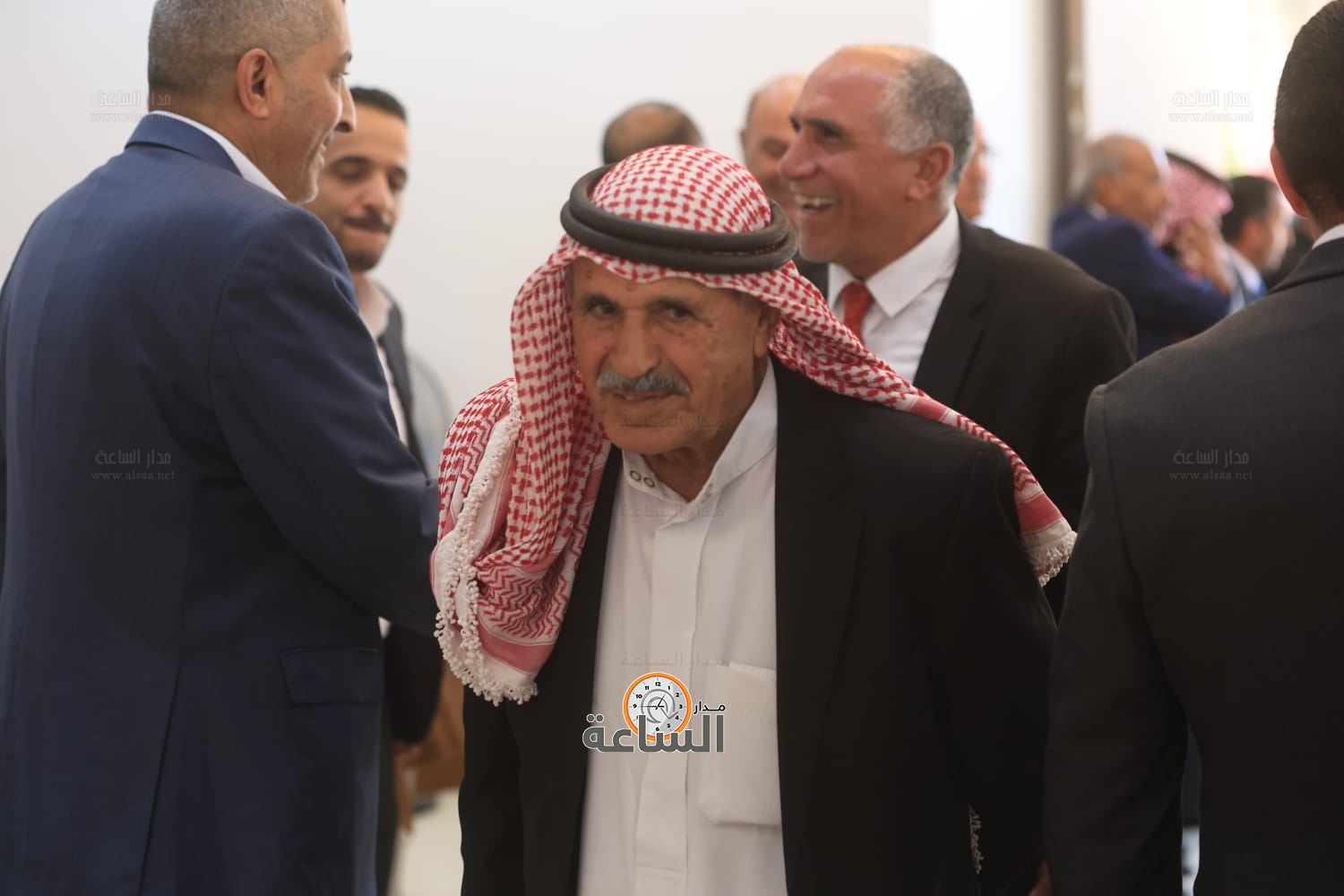 Madar Al-Saa Images 0.09671514080409593