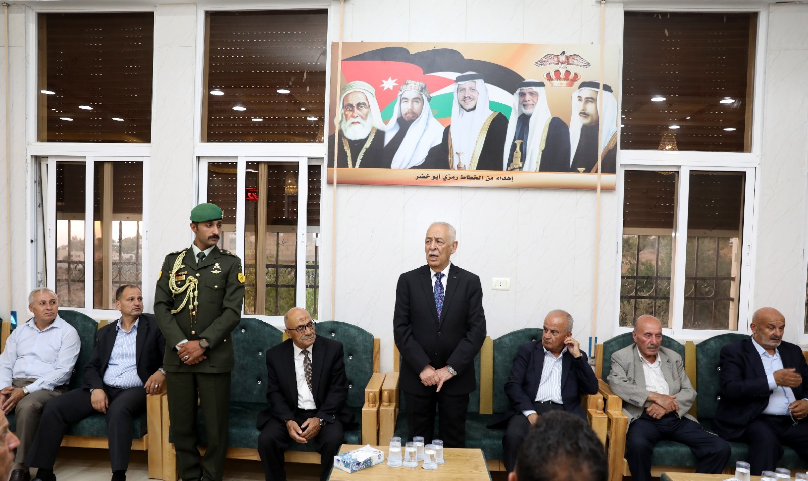 Madar Al-Saa Images 0.5476289464173016