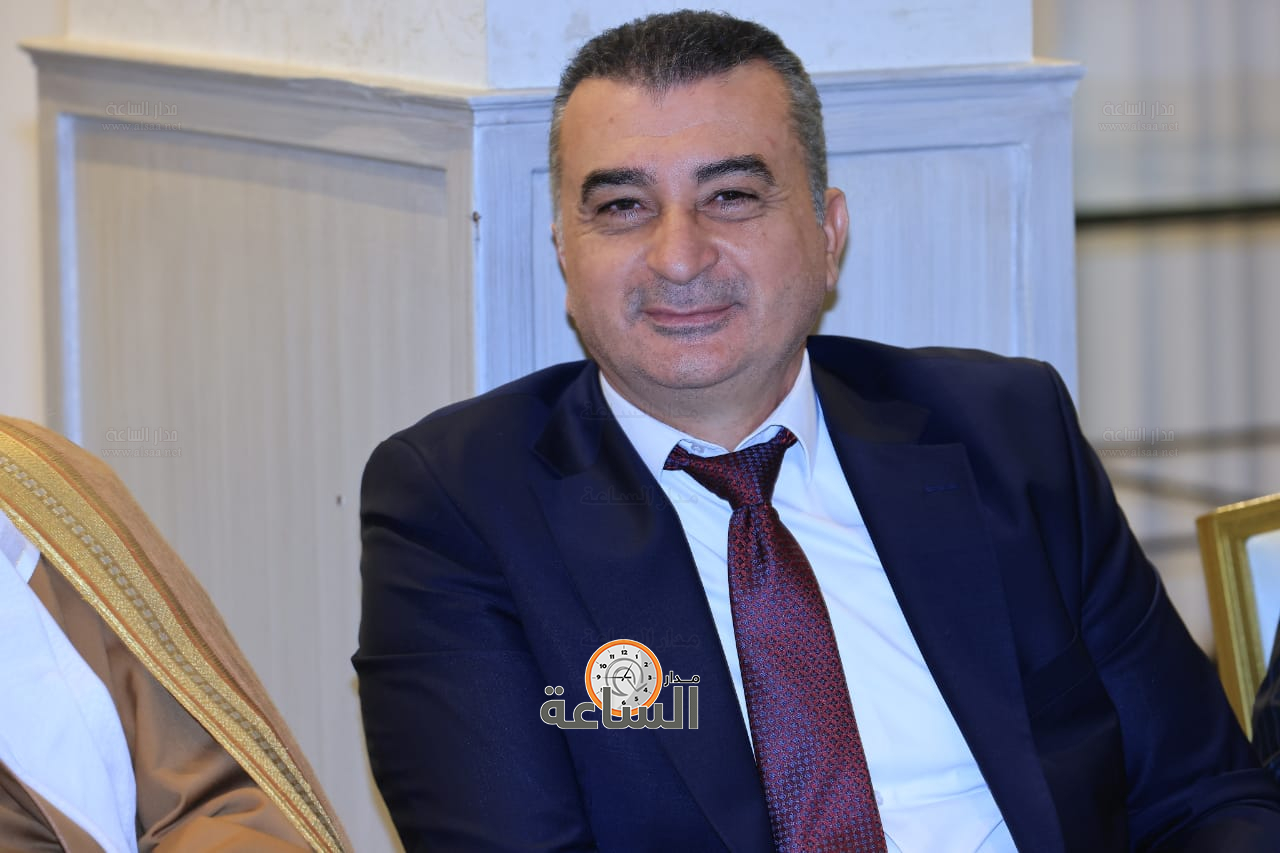 Madar Al-Saa Images 0.6920796783592358